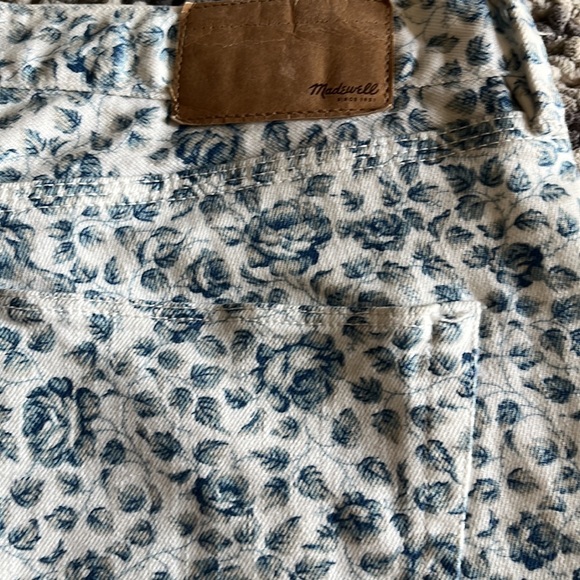 Madewell skinny ankle jeans - Picture 3 of 7